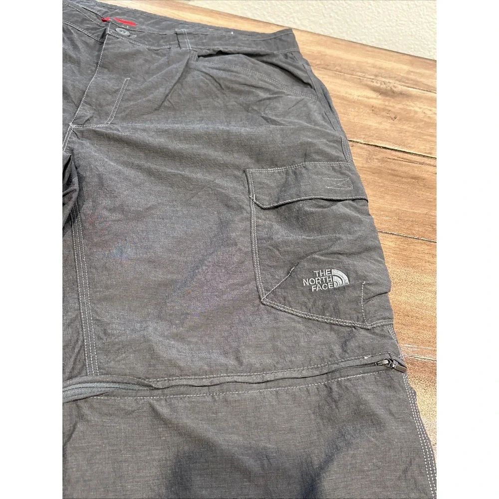 The North Face Convertible Cargo Pants Size 38x32 Mens